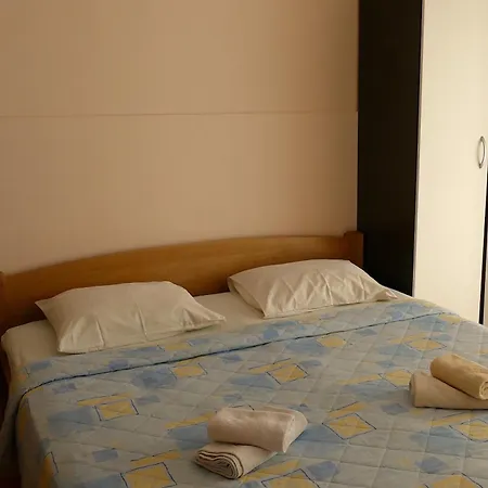 Garni Toni Bed & Breakfast 3*