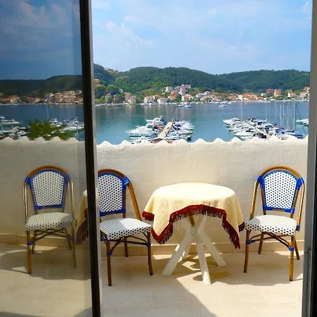 Garni Toni Bed & Breakfast