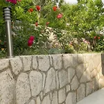 Garni Toni 3*