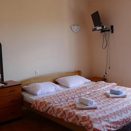 Couette-café Garni Toni Supetarska Draga