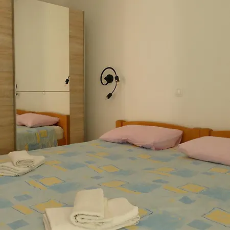 Couette-café Garni Toni Supetarska Draga