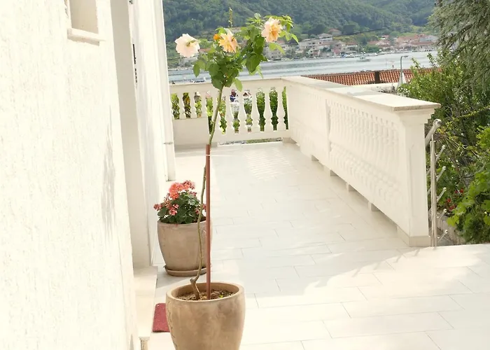 Garni Toni 3* Supetarska Draga